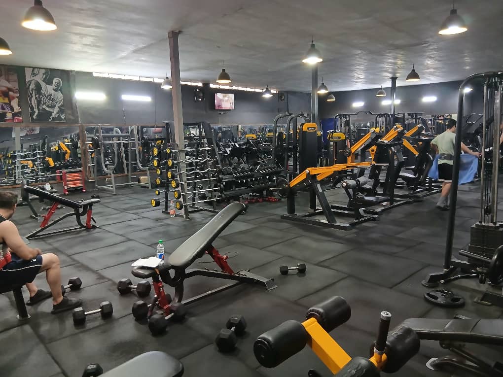 باشگاه فتحی 1